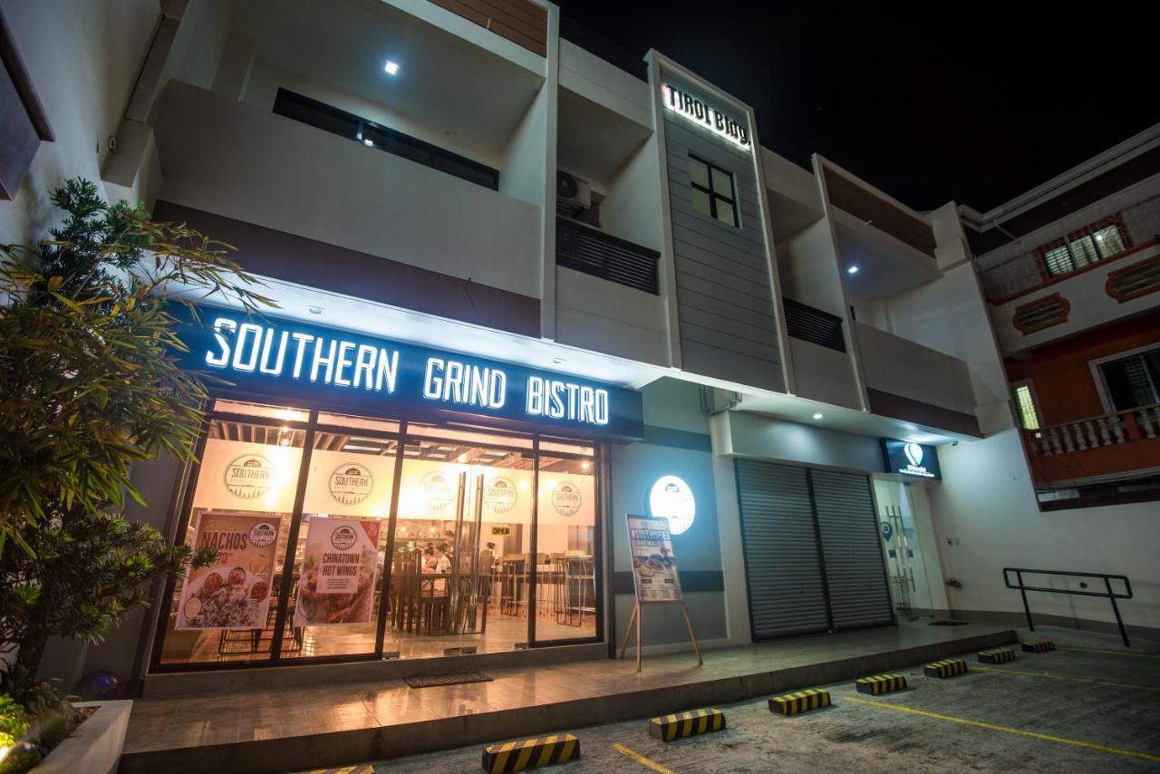 Ett Hometel Kalibo Ngoại thất bức ảnh