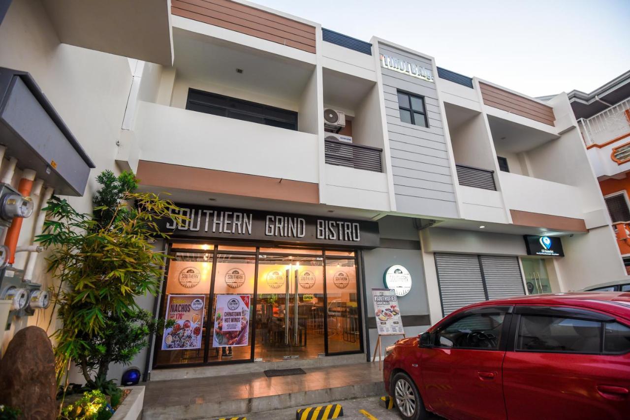 Ett Hometel Kalibo Ngoại thất bức ảnh